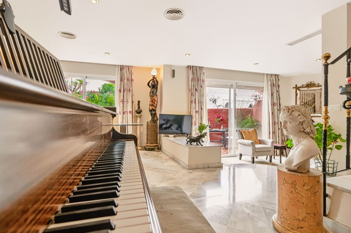 Huis te koop in Nueva Andalucía | 3 slaapkamers H5506450