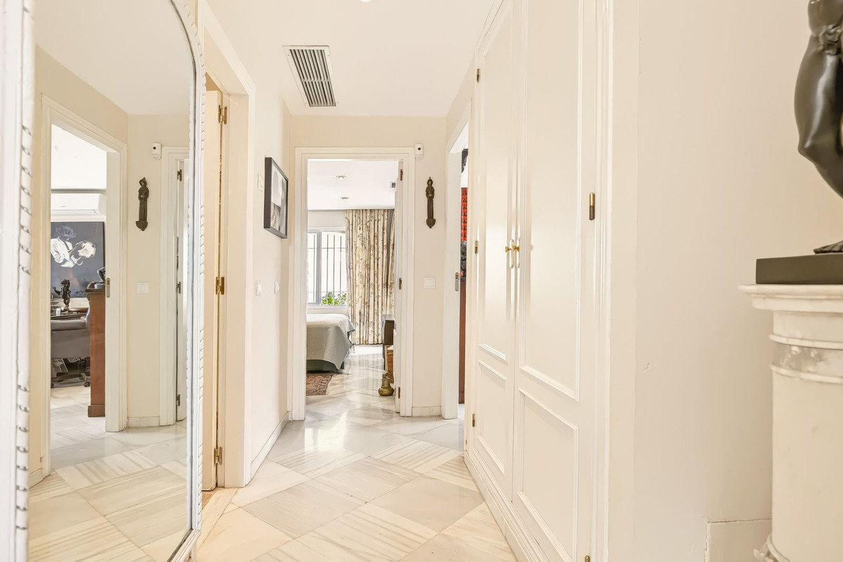 Huis te koop in Nueva Andalucía | 3 slaapkamers H5506450