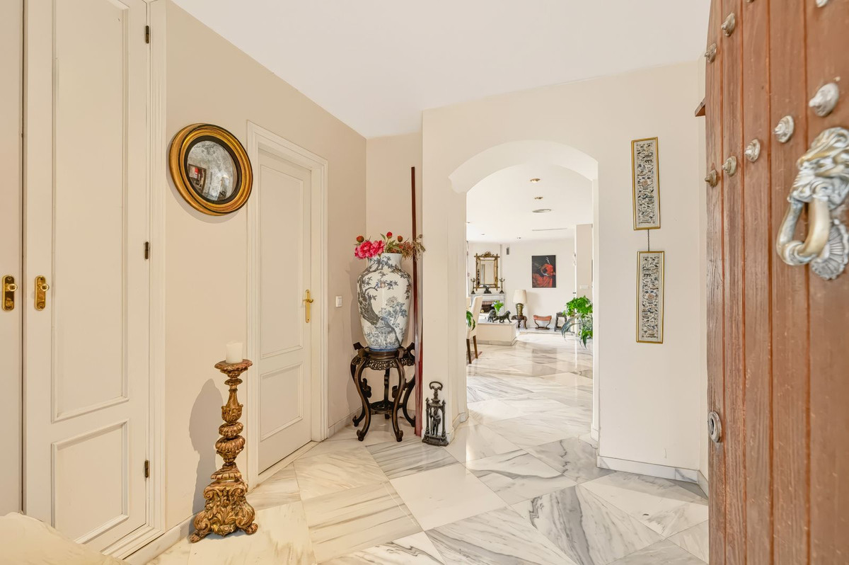 Huis te koop in Nueva Andalucía | 3 slaapkamers H5506450