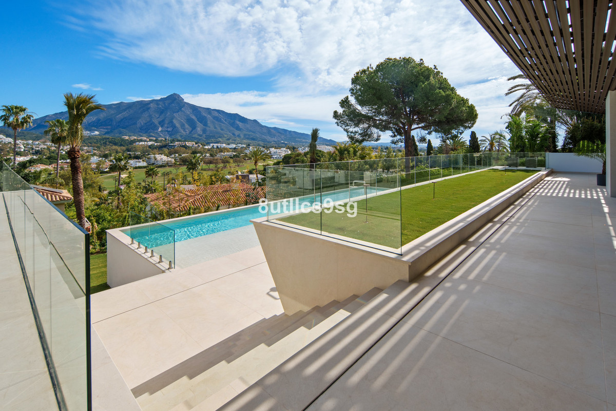 Huis te koop in Nueva Andalucía | 5 slaapkamers H5506645