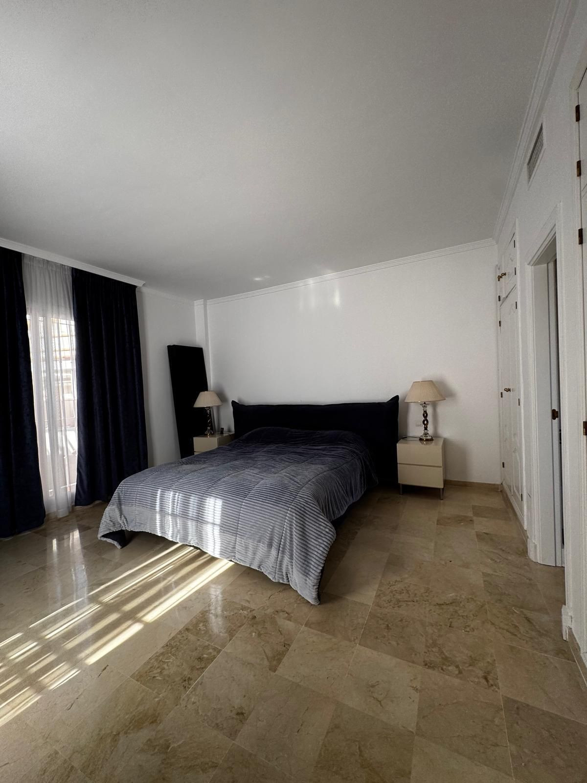 Huis te koop in Nueva Andalucía | 2 slaapkamers H5507932