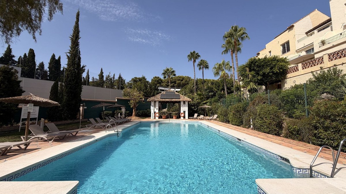 Huis te koop in Nueva Andalucía | 4 slaapkamers H5511760