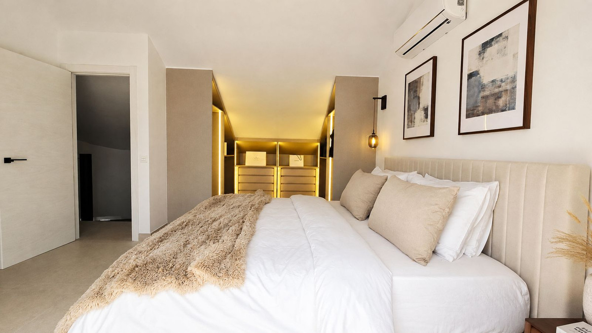 Huis te koop in Nueva Andalucía | 4 slaapkamers H5511760