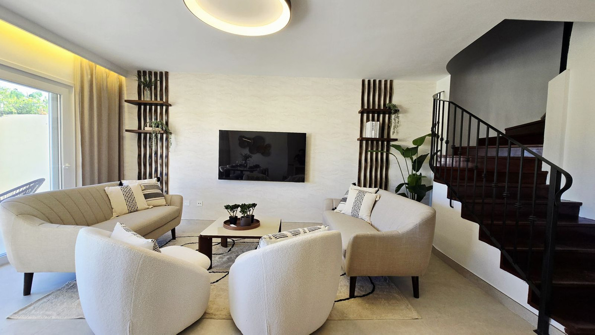 Huis te koop in Nueva Andalucía | 4 slaapkamers H5511760