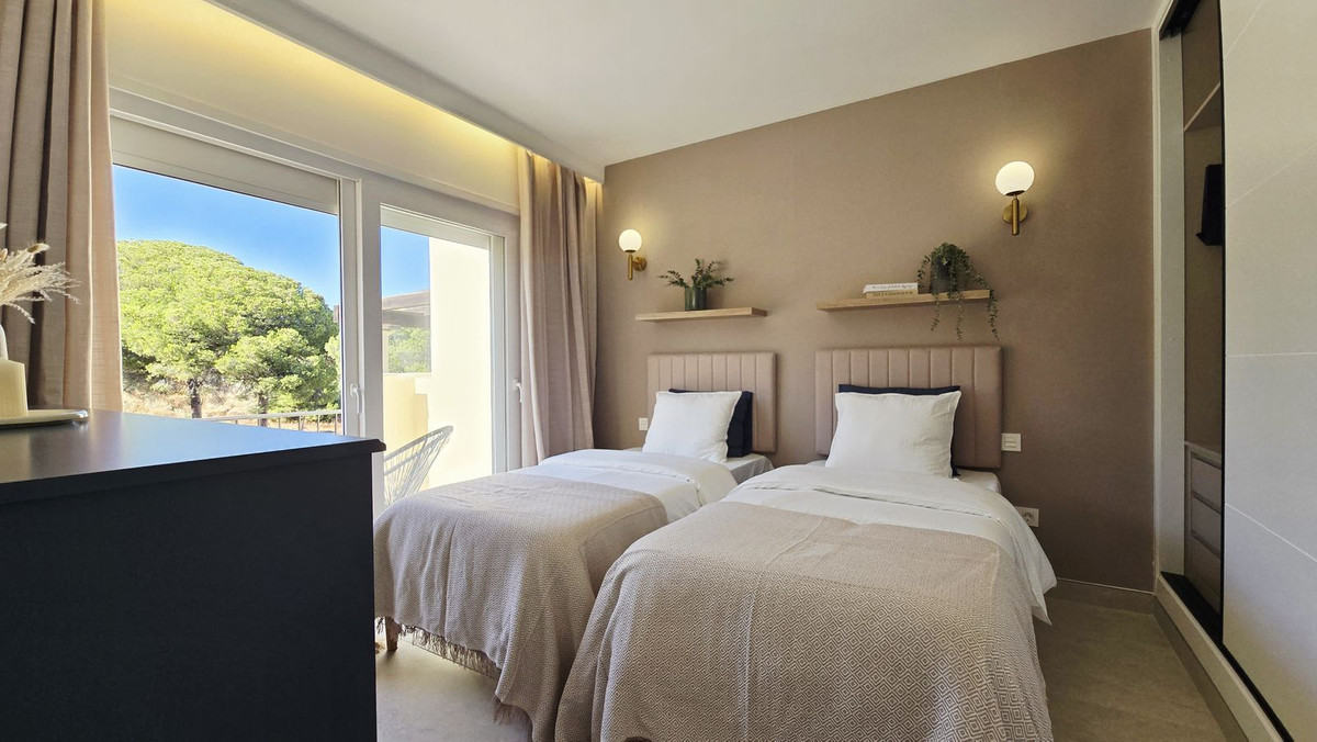 Huis te koop in Nueva Andalucía | 4 slaapkamers H5511760