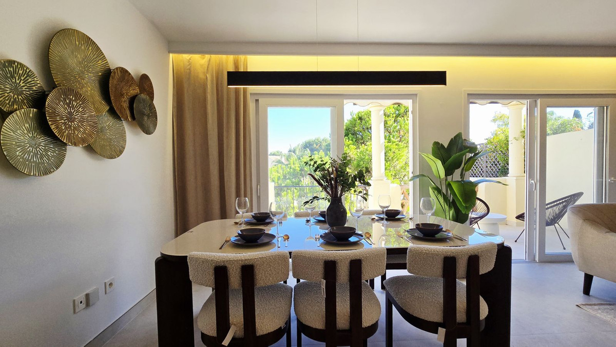 Huis te koop in Nueva Andalucía | 4 slaapkamers H5511760
