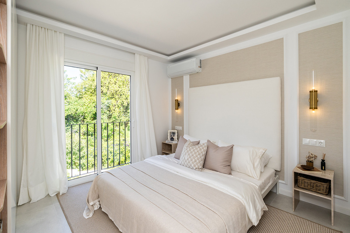 Huis te koop in Nueva Andalucía | 4 slaapkamers H5512960