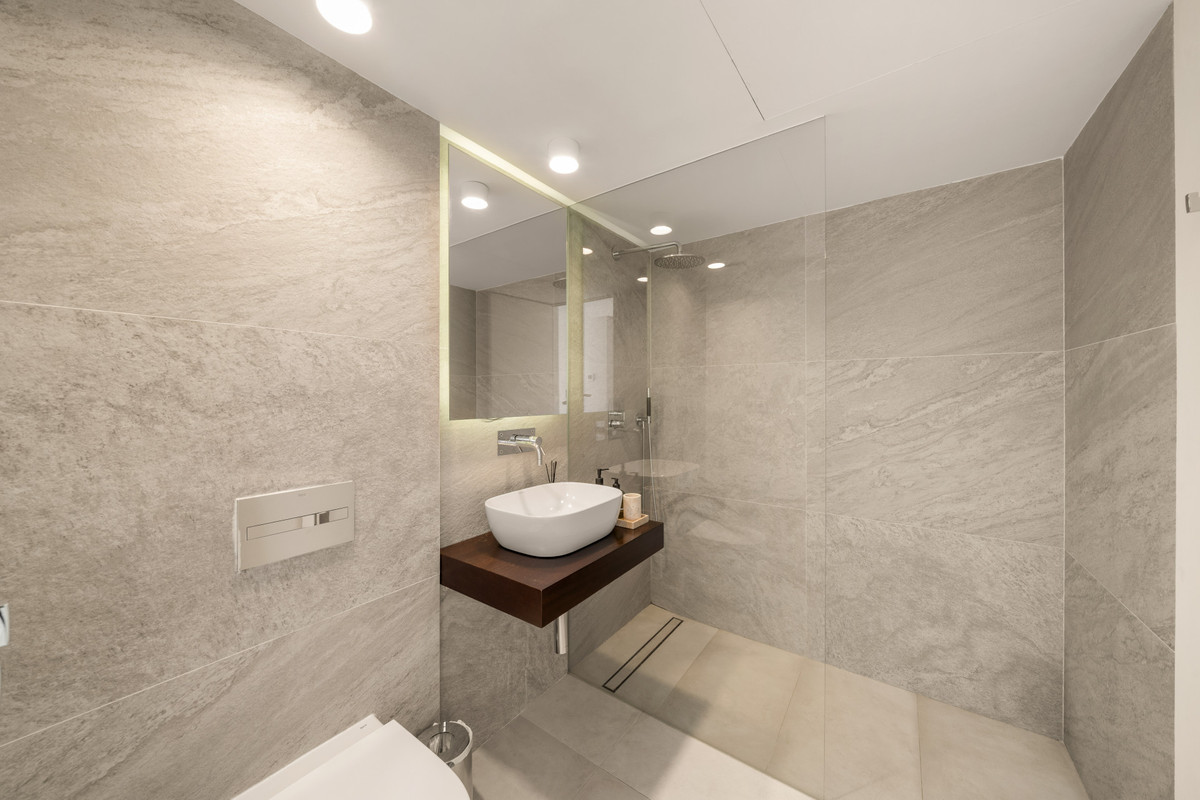 Property main view 33