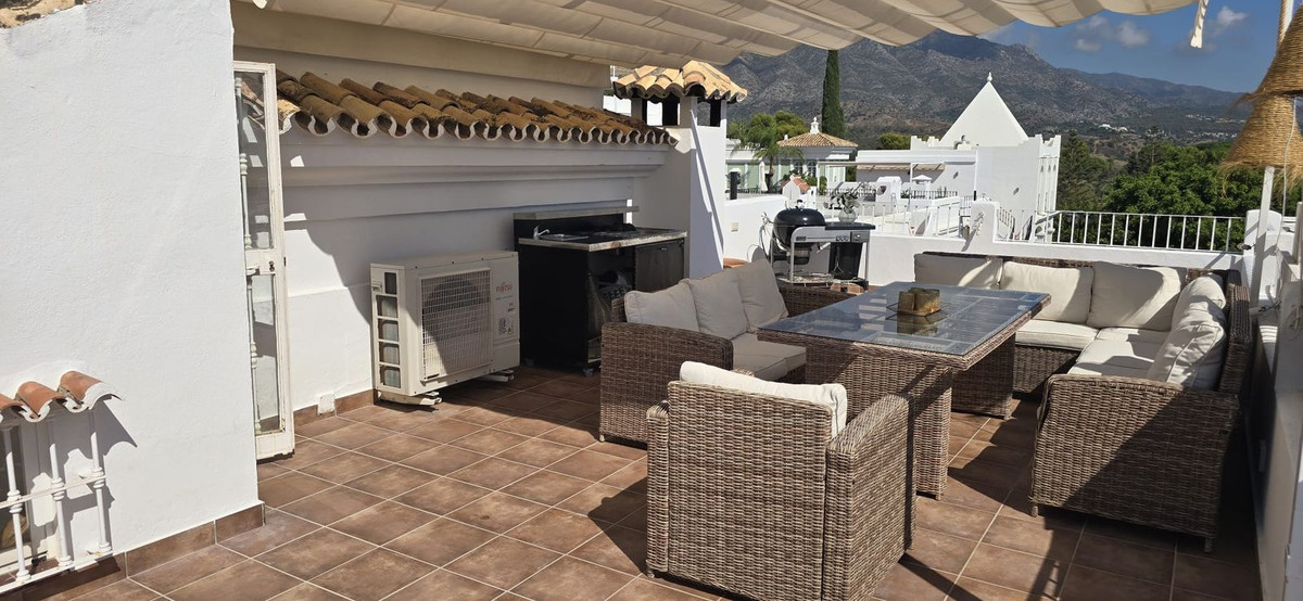 Huis te koop in Nueva Andalucía | 3 slaapkamers H5514694