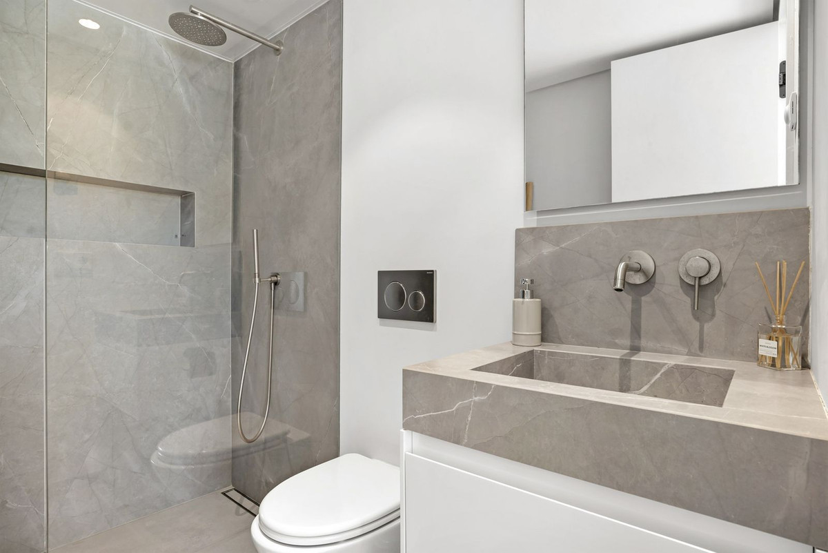 Huis te koop in Nueva Andalucía | 4 slaapkamers H5514865