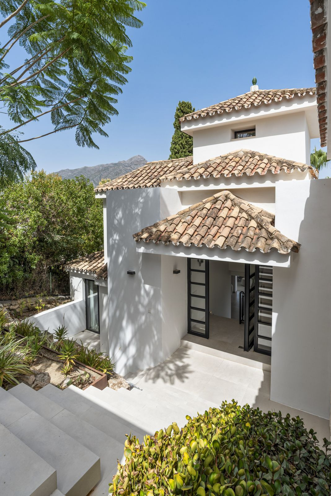 Huis te koop in Nueva Andalucía | 4 slaapkamers H5514865