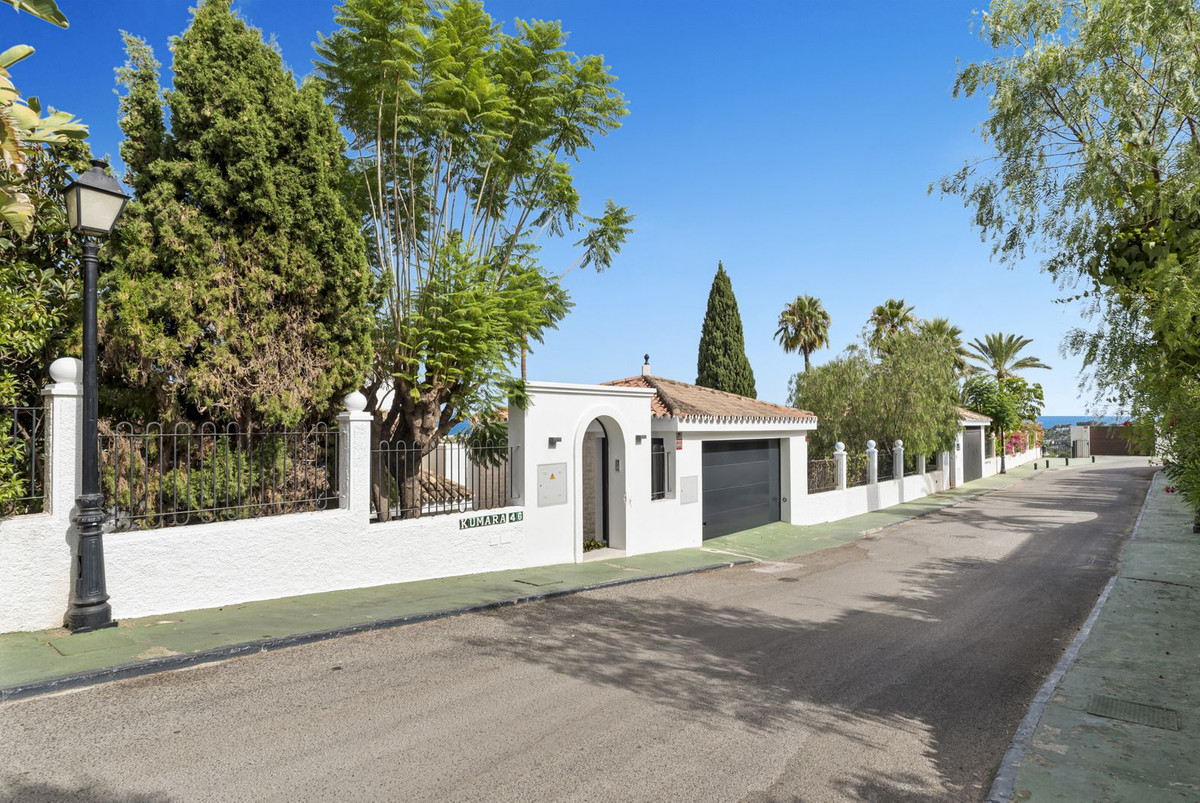 Huis te koop in Nueva Andalucía | 4 slaapkamers H5514865