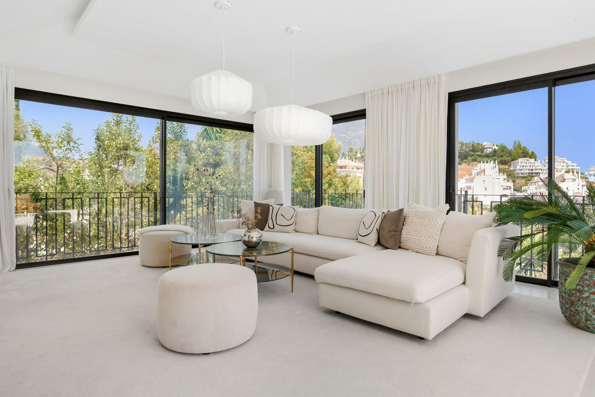 Huis te koop in Nueva Andalucía | 4 slaapkamers H5514865