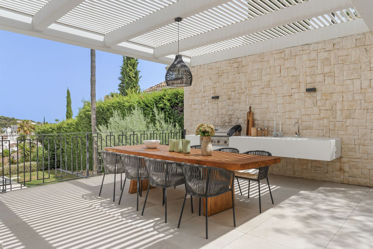 Huis te koop in Nueva Andalucía | 4 slaapkamers H5514865