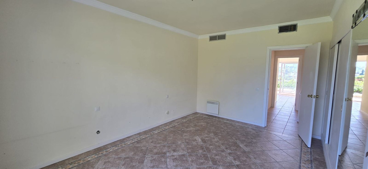 Huis te koop in Nueva Andalucía | 3 slaapkamers H5515855