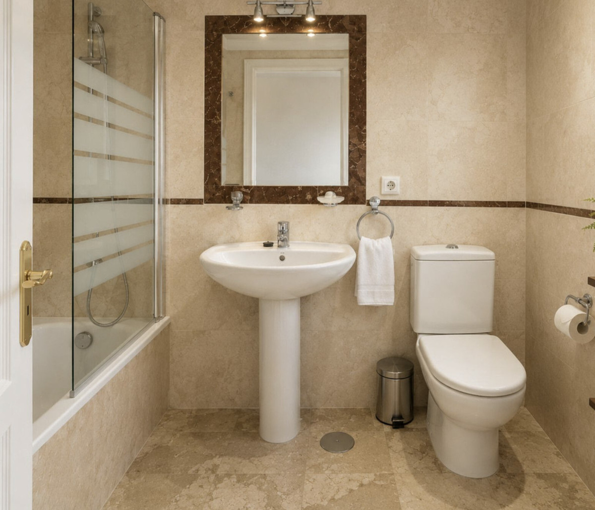 Huis te koop in Nueva Andalucía | 3 slaapkamers H5516407