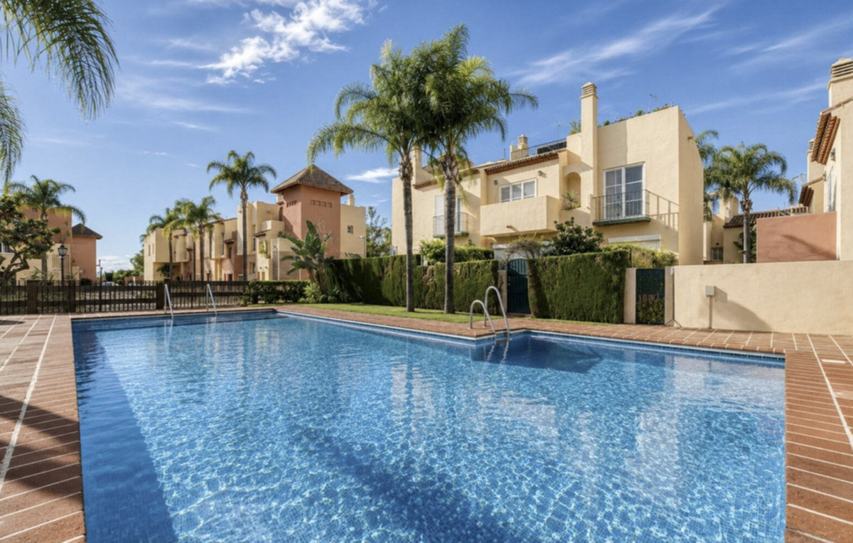 Huis te koop in Nueva Andalucía | 3 slaapkamers H5516407