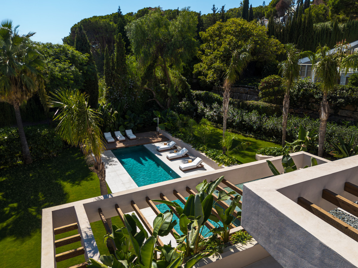 Huis te koop in Nueva Andalucía | 6 slaapkamers H5517217