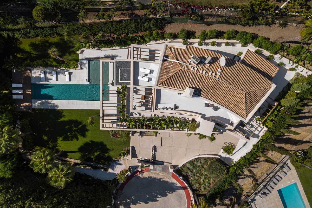 Huis te koop in Nueva Andalucía | 6 slaapkamers H5517217