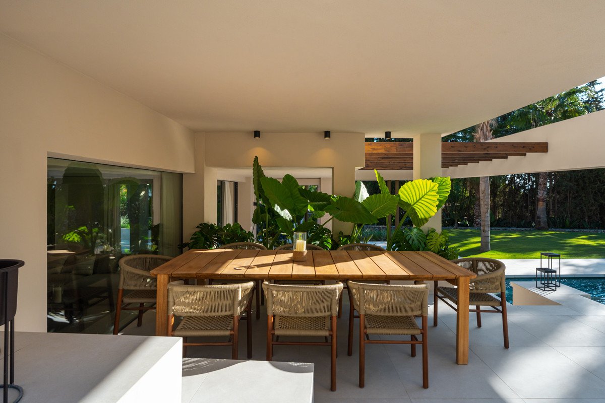 Huis te koop in Nueva Andalucía | 6 slaapkamers H5517217