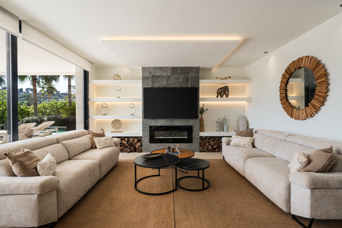 Huis te koop in Nueva Andalucía | 6 slaapkamers H5517232