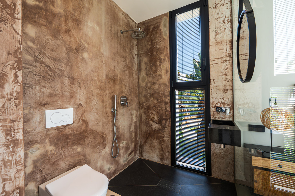 Huis te koop in Nueva Andalucía | 6 slaapkamers H5517232