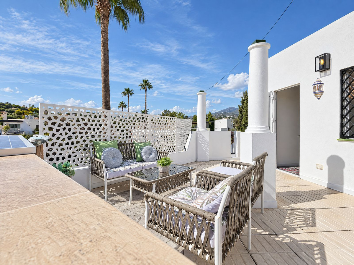 Huis te koop in Nueva Andalucía | 4 slaapkamers H5523250