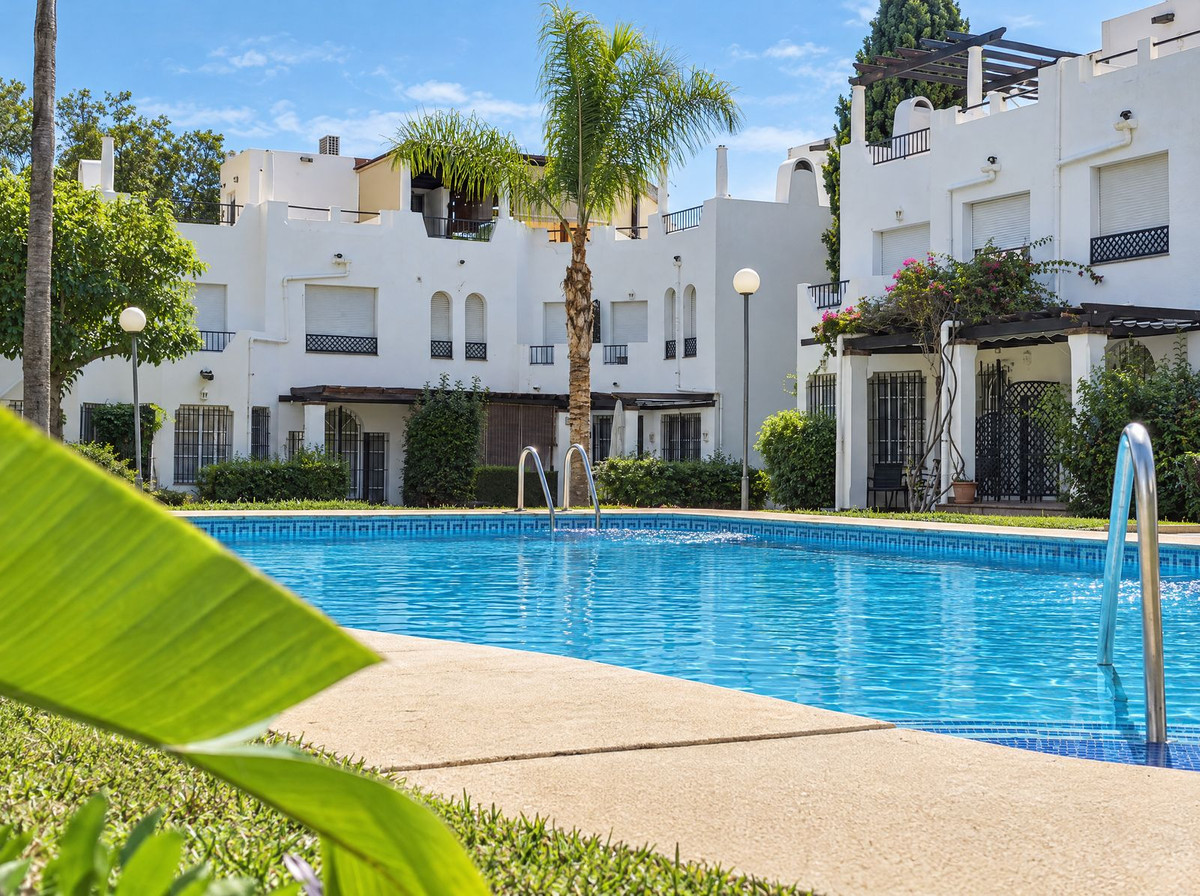 Huis te koop in Nueva Andalucía | 4 slaapkamers H5523250