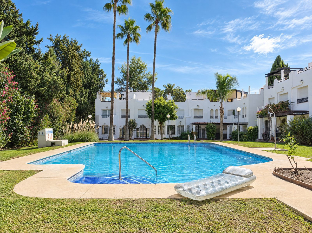 Huis te koop in Nueva Andalucía | 4 slaapkamers H5523250