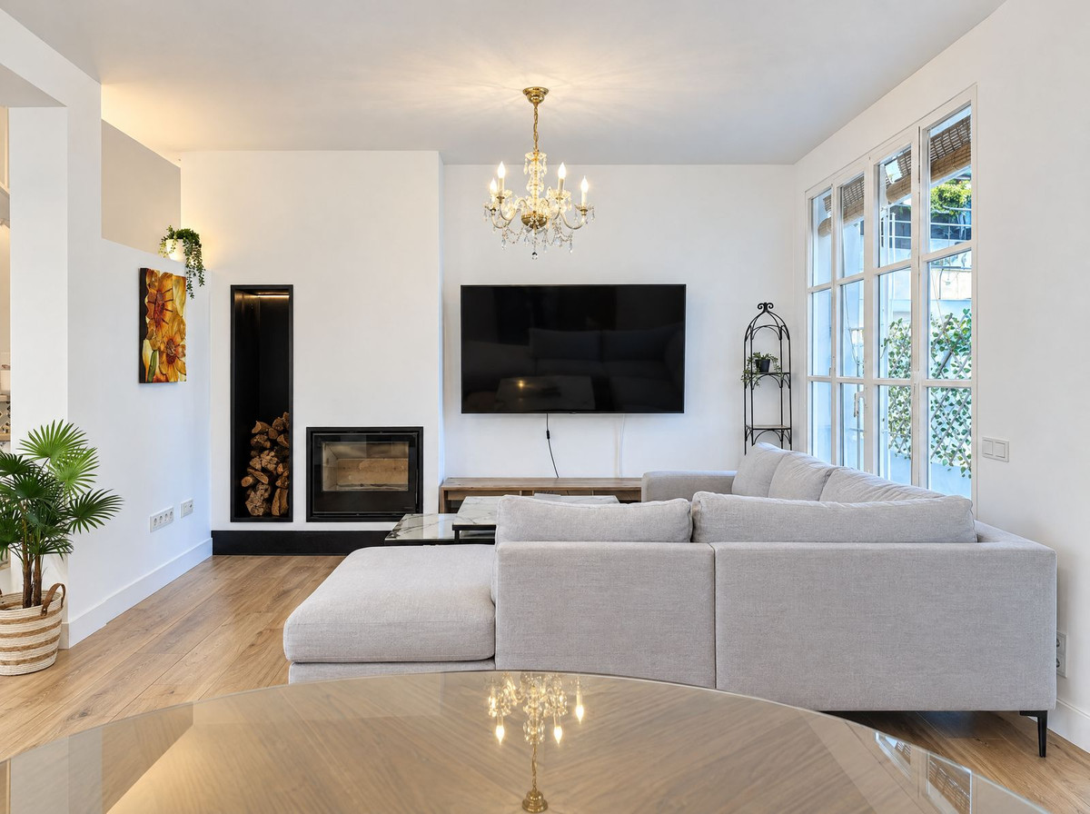 Huis te koop in Nueva Andalucía | 4 slaapkamers H5523250