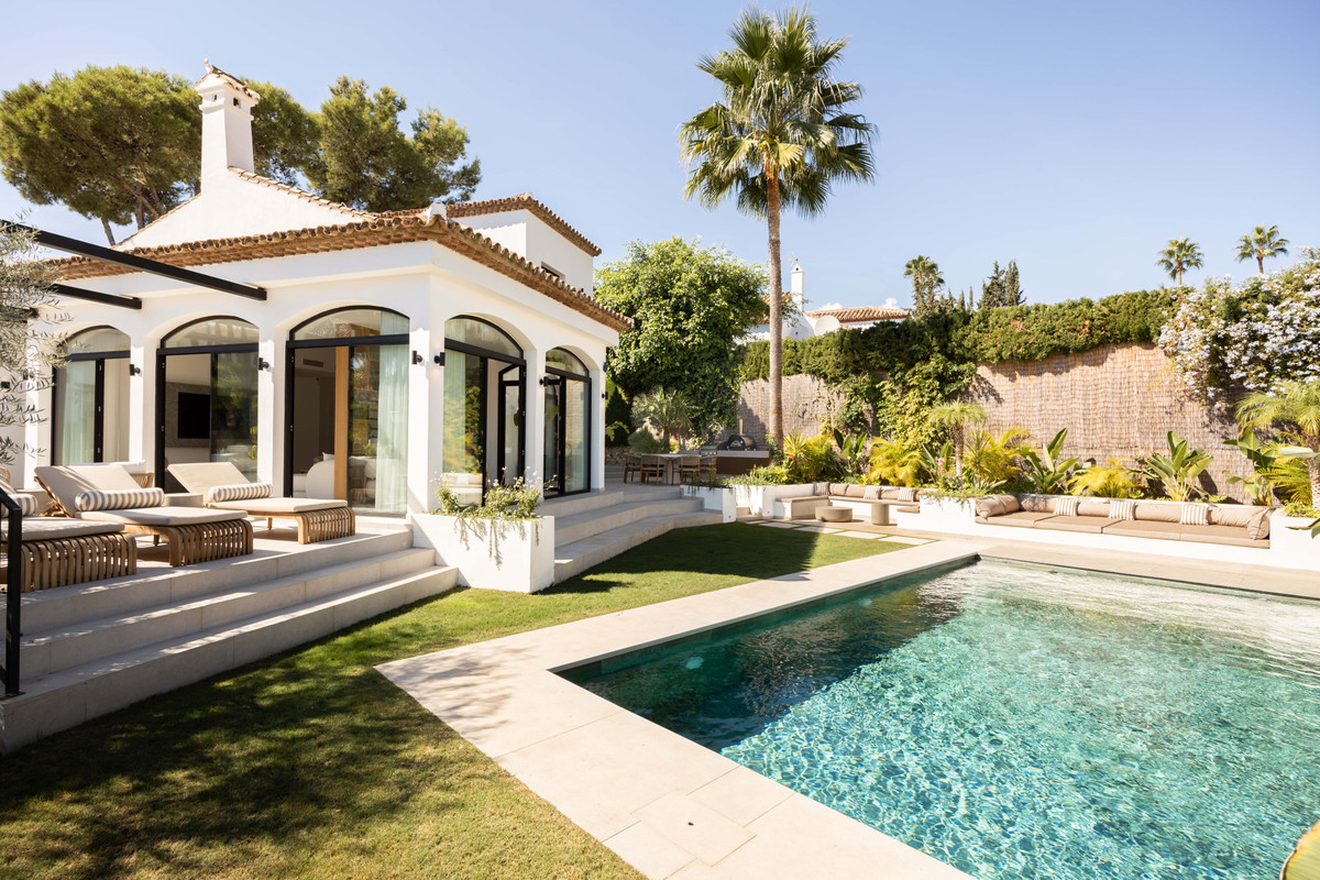 Huis te koop in Nueva Andalucía | 4 slaapkamers H5523700