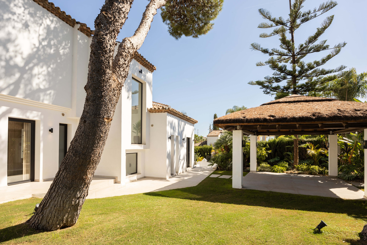 Huis te koop in Nueva Andalucía | 4 slaapkamers H5523700
