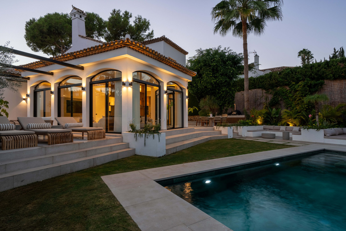 Huis te koop in Nueva Andalucía | 4 slaapkamers H5523700