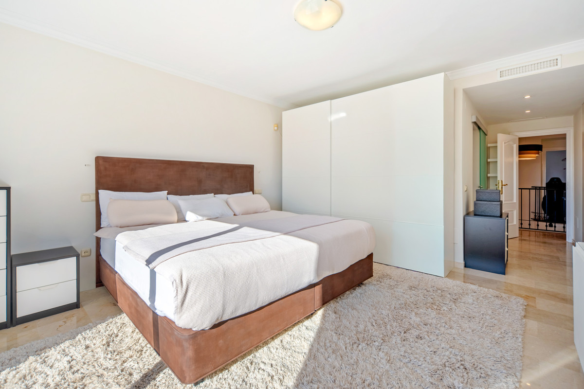 Huis te koop in Nueva Andalucía | 5 slaapkamers H5528125