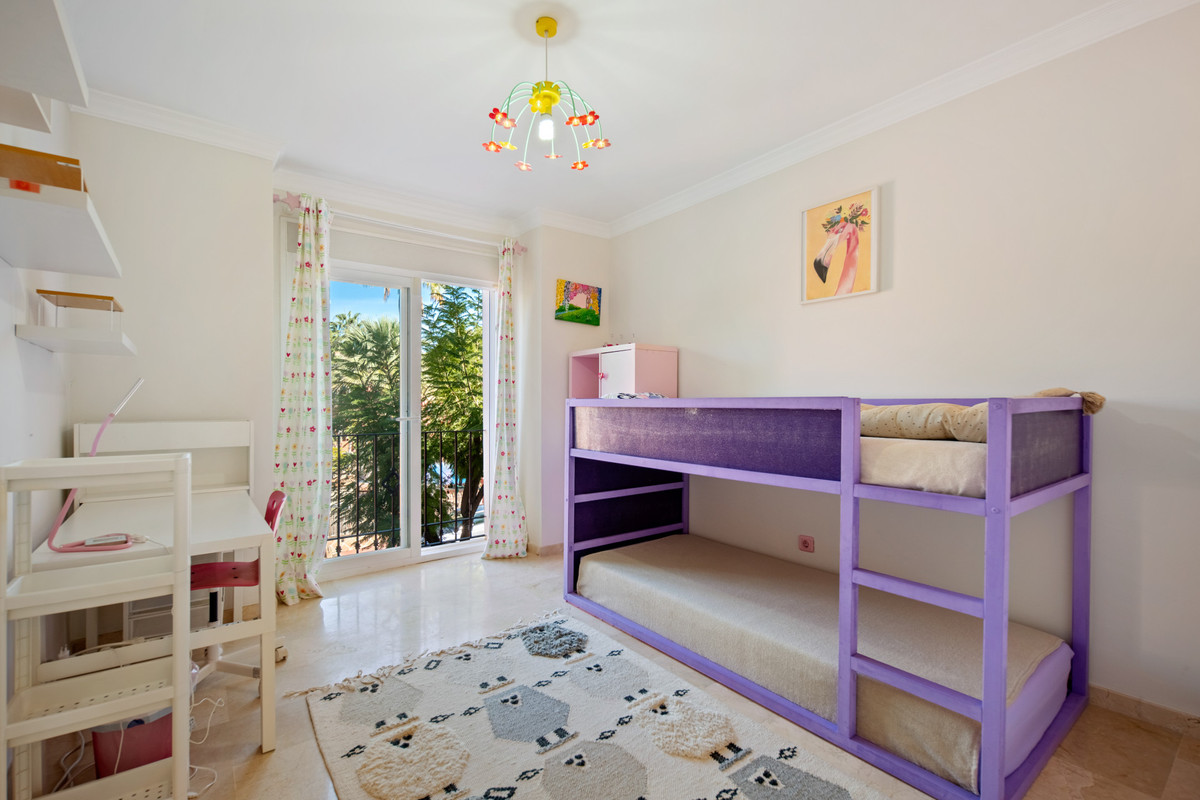 Huis te koop in Nueva Andalucía | 5 slaapkamers H5528125