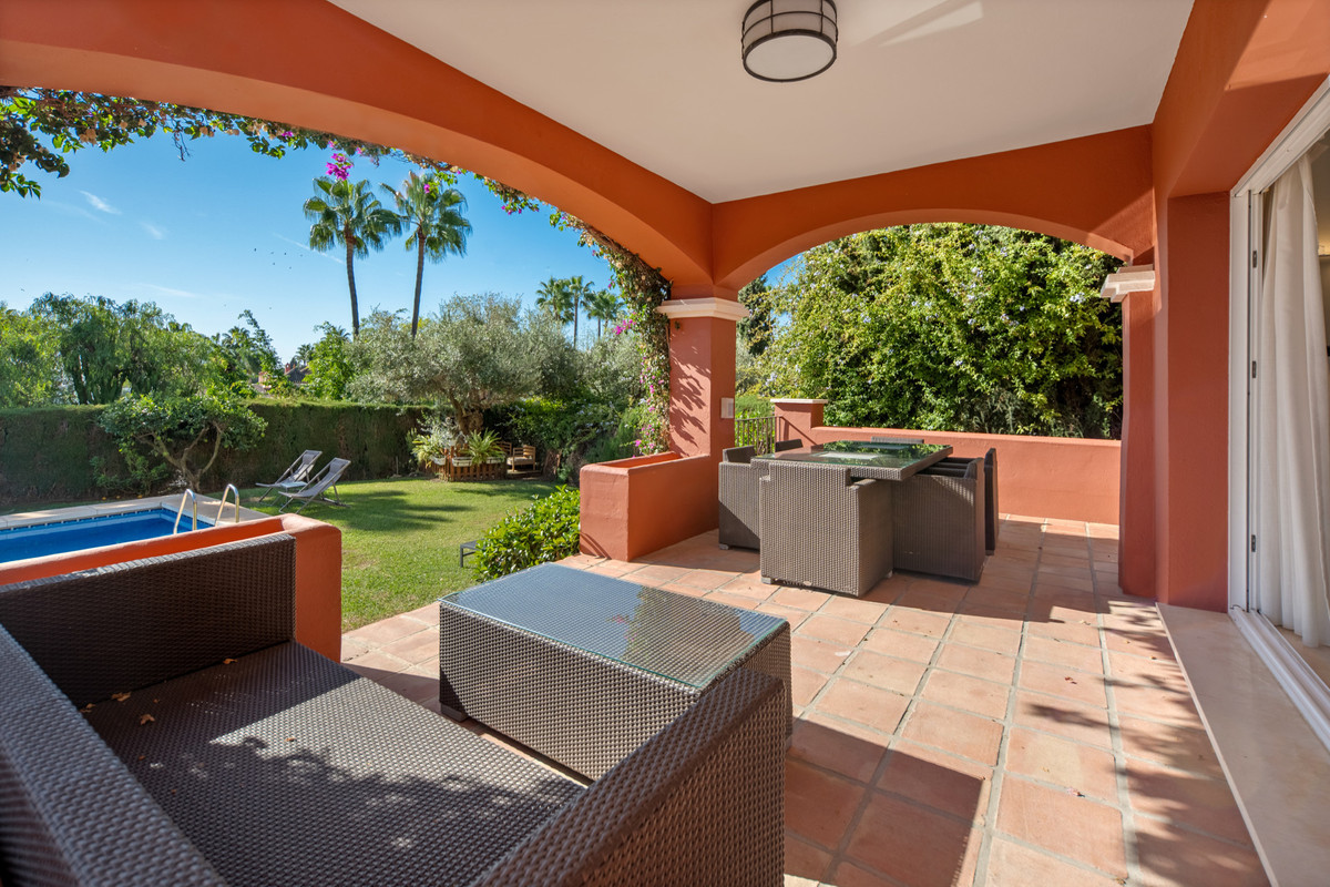 Huis te koop in Nueva Andalucía | 5 slaapkamers H5528125
