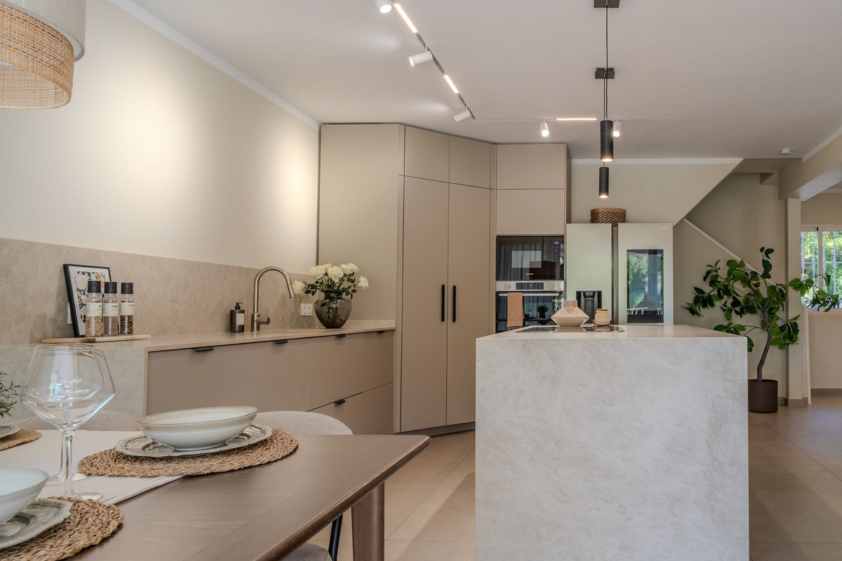 Huis te koop in Nueva Andalucía | 3 slaapkamers H5529883