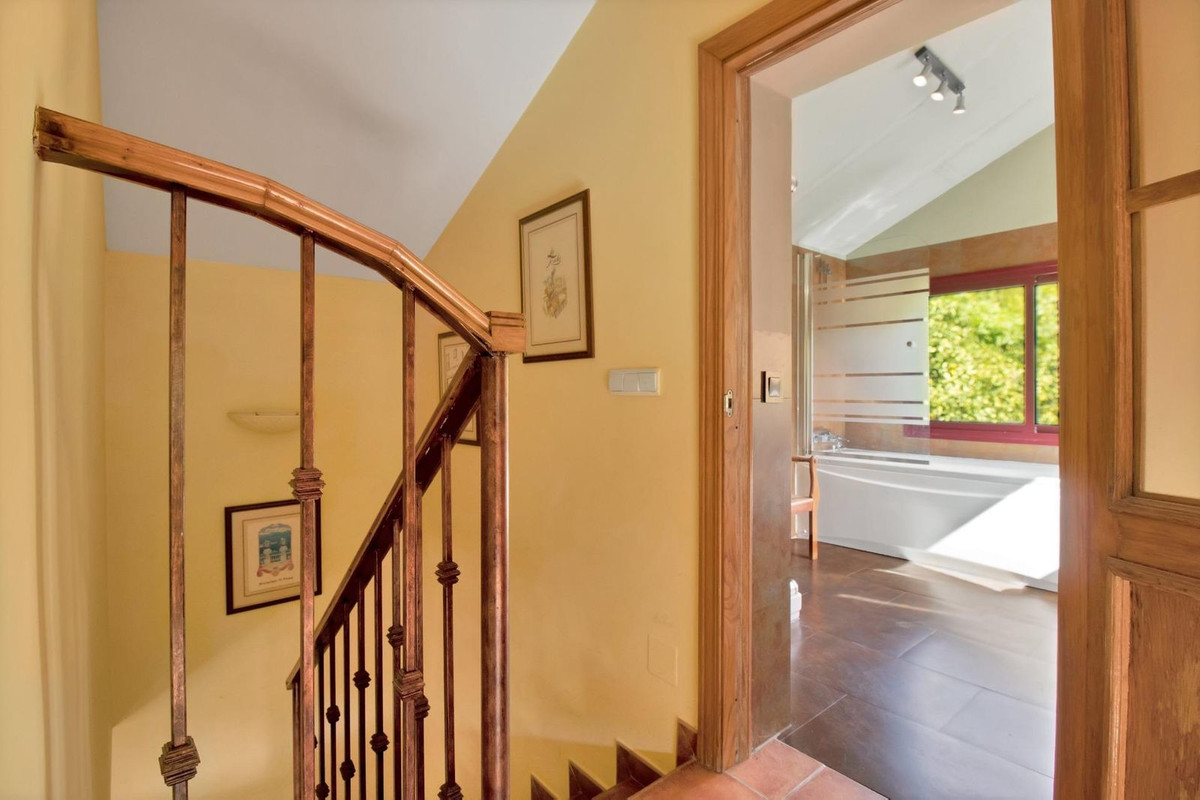 Property main view 40