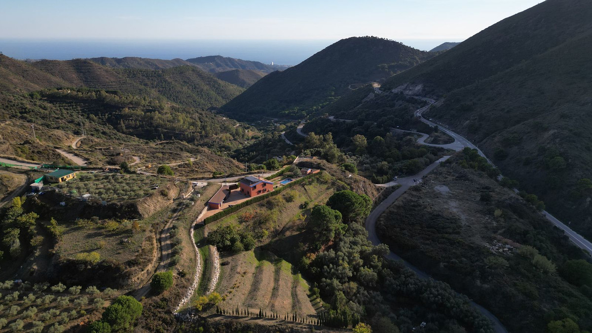 Finca - Cortijo te koop in Ojén | 4 slaapkamers H4766848