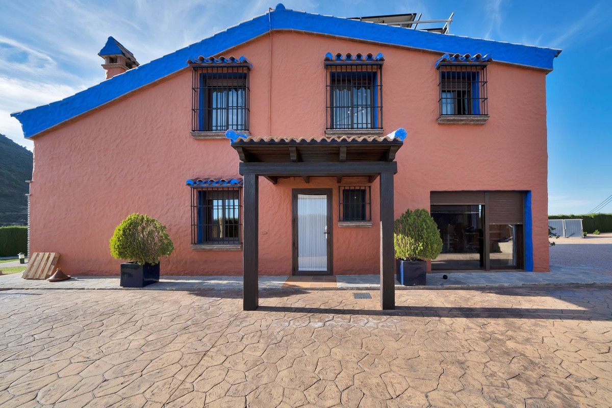 Finca - Cortijo te koop in Ojén | 4 slaapkamers H4766848