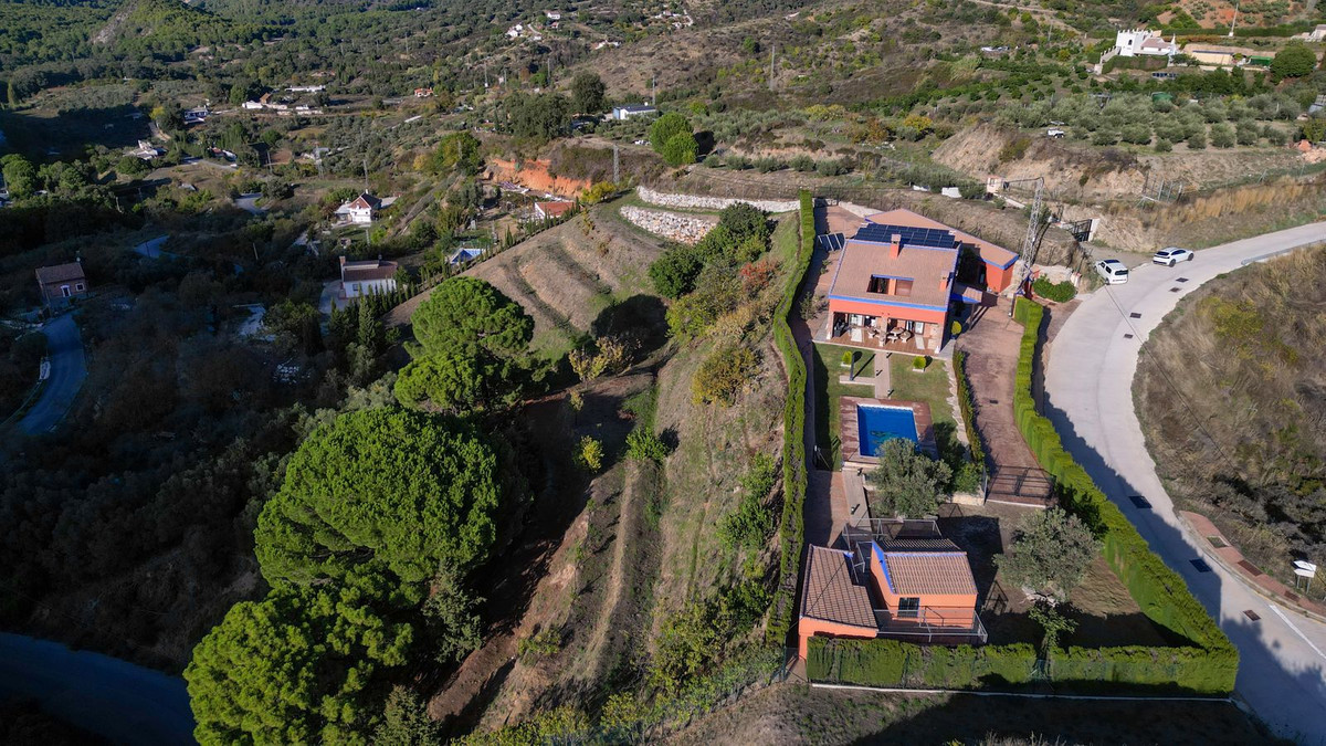 Finca - Cortijo te koop in Ojén | 4 slaapkamers H4766848