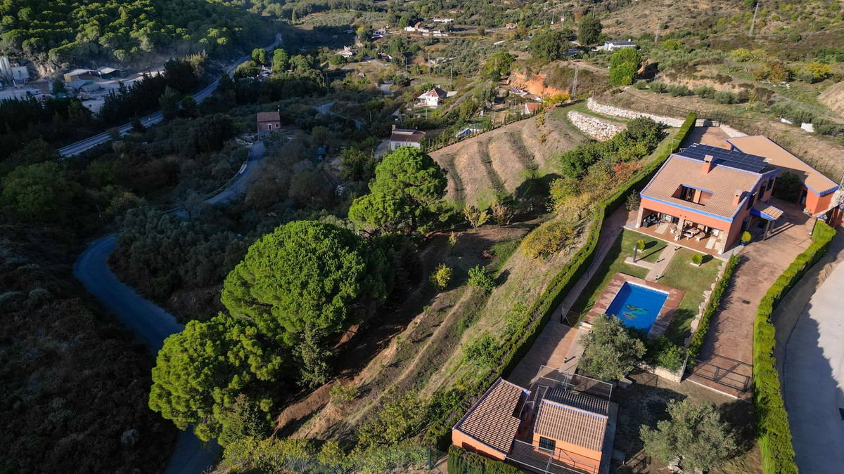 Finca - Cortijo te koop in Ojén | 4 slaapkamers H4766848