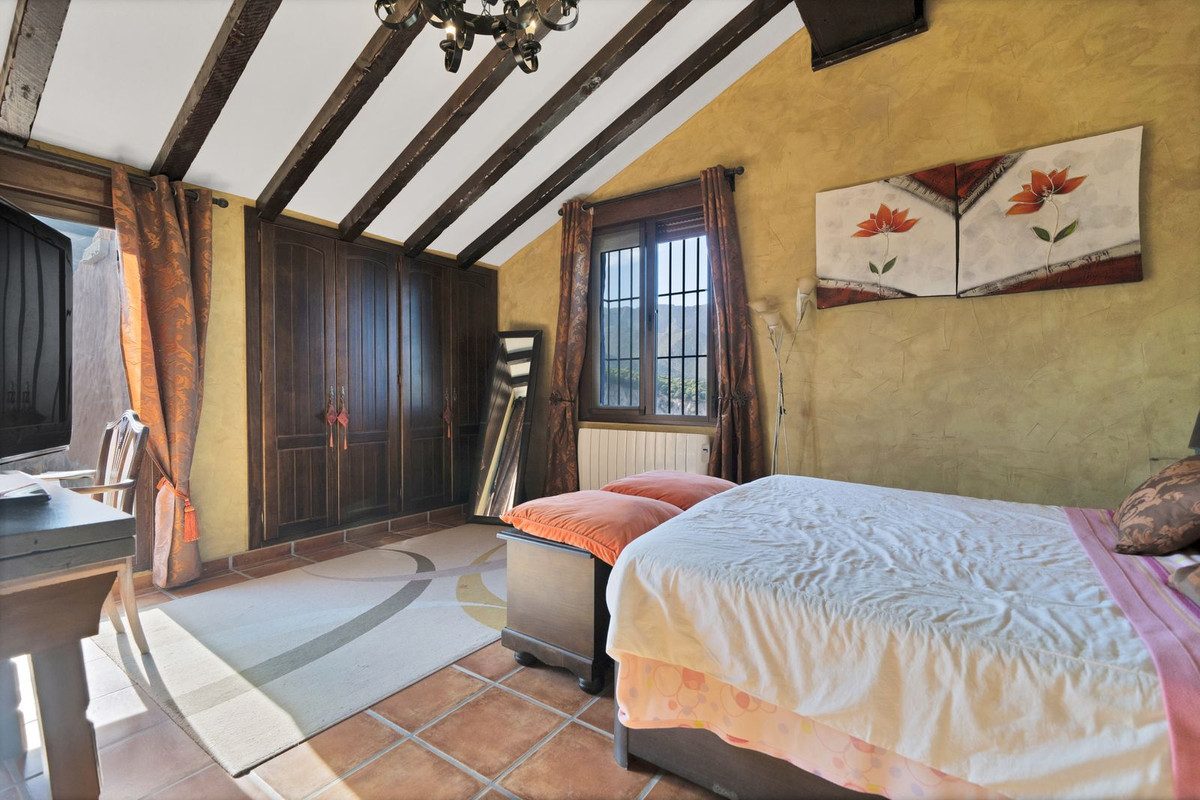 Finca - Cortijo te koop in Ojén | 4 slaapkamers H4766848