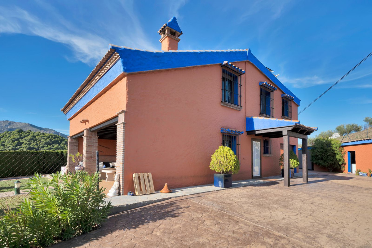 Finca - Cortijo te koop in Ojén | 4 slaapkamers H4766848