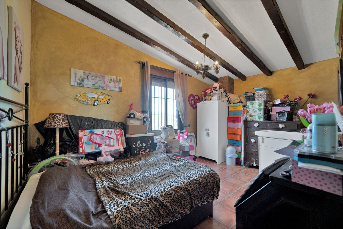 Finca - Cortijo te koop in Ojén | 4 slaapkamers H4766848