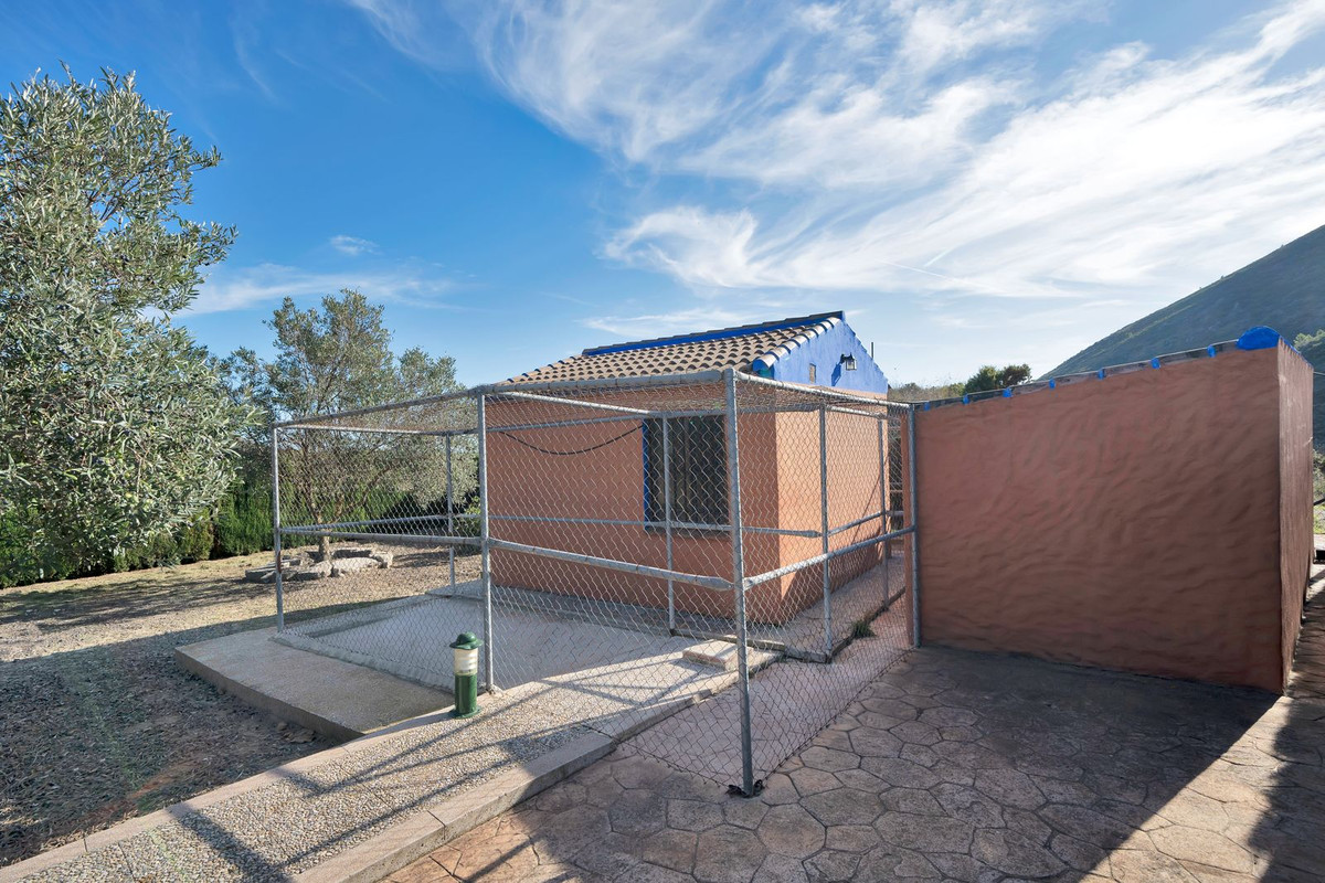 Finca - Cortijo te koop in Ojén | 4 slaapkamers H4766848