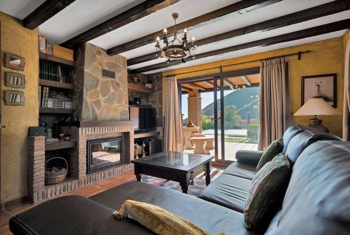 Finca - Cortijo te koop in Ojén | 4 slaapkamers H4766848