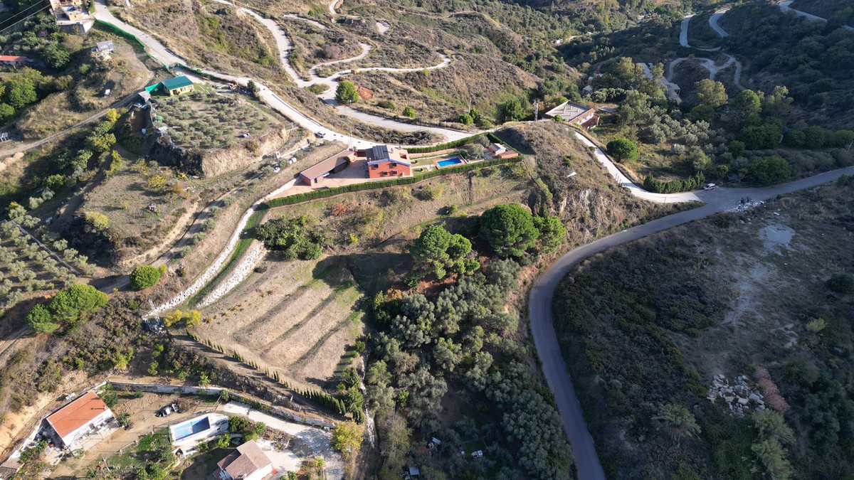 Finca - Cortijo te koop in Ojén | 4 slaapkamers H4766848