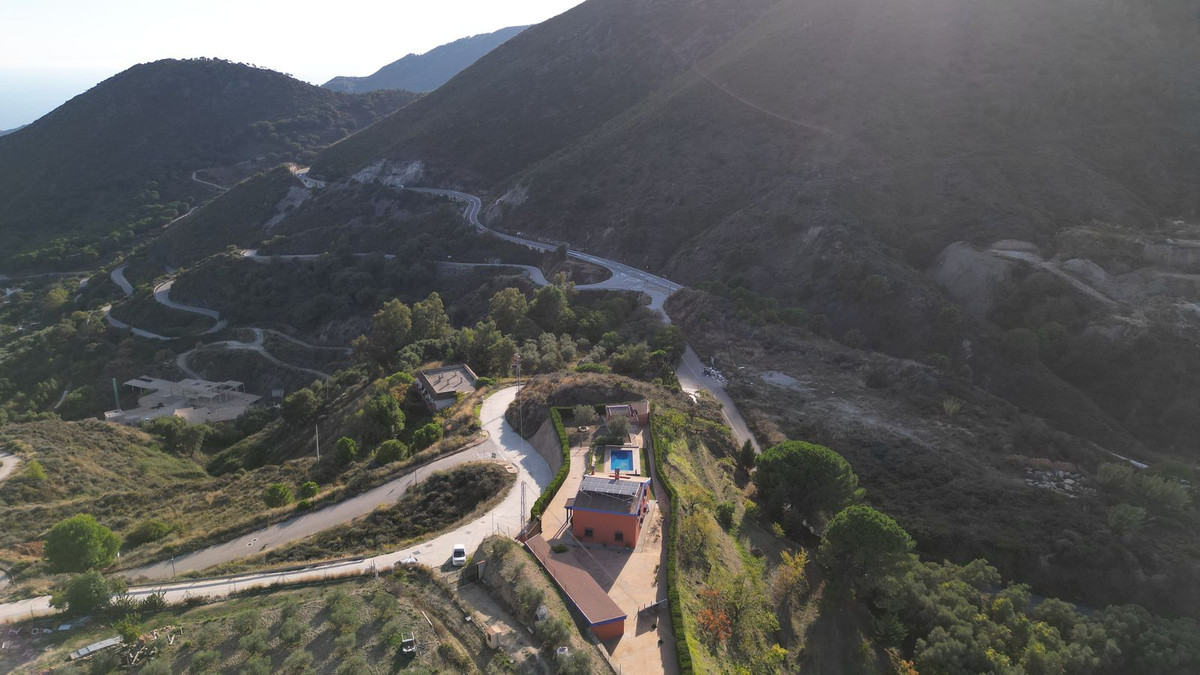 Finca - Cortijo te koop in Ojén | 4 slaapkamers H4766848