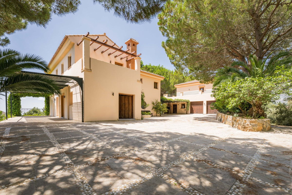 Vrijstaande Villa te koop in Ojén | 9 slaapkamers H5129392